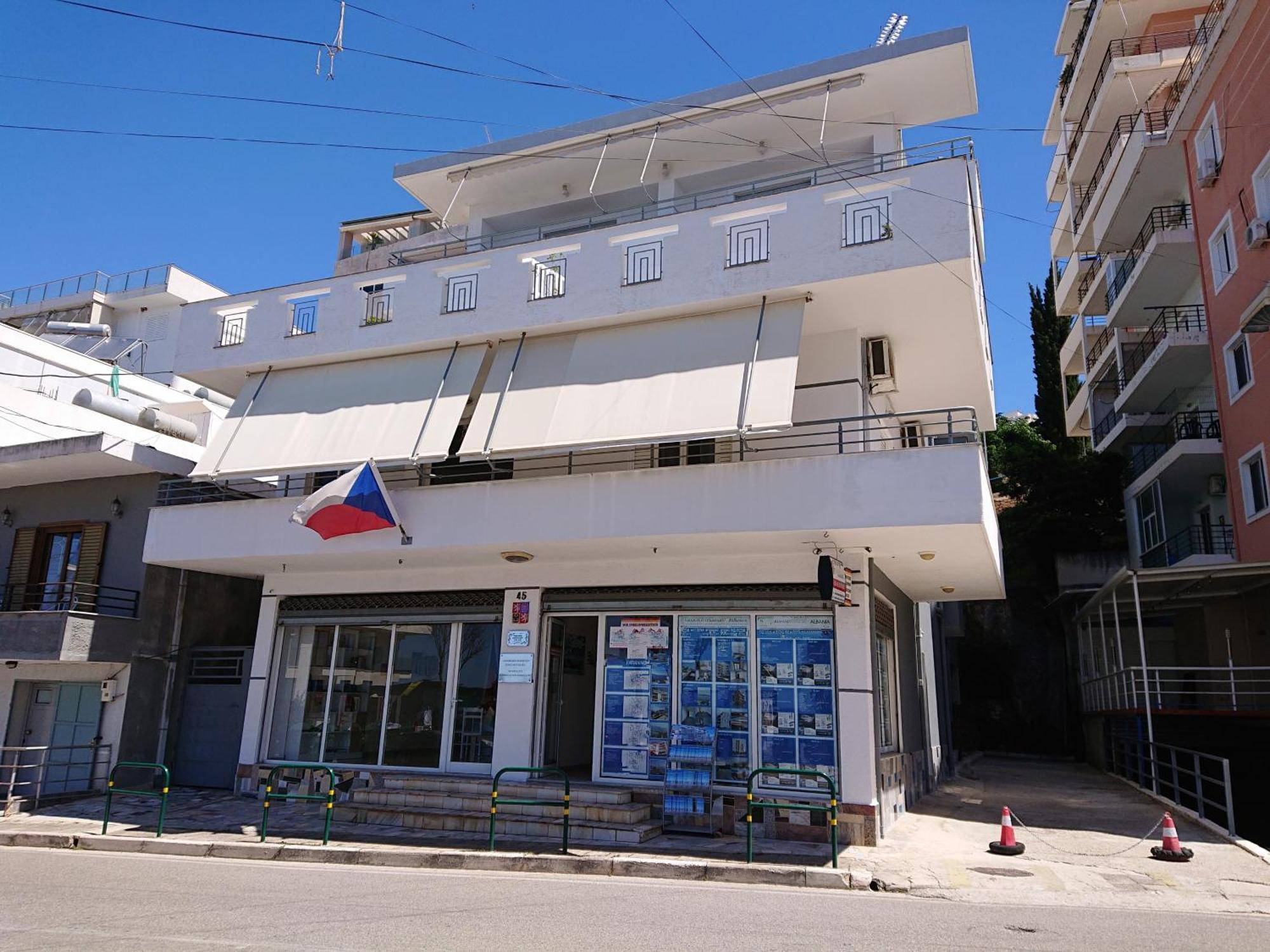 Villa Kostian ساراندا المظهر الخارجي الصورة